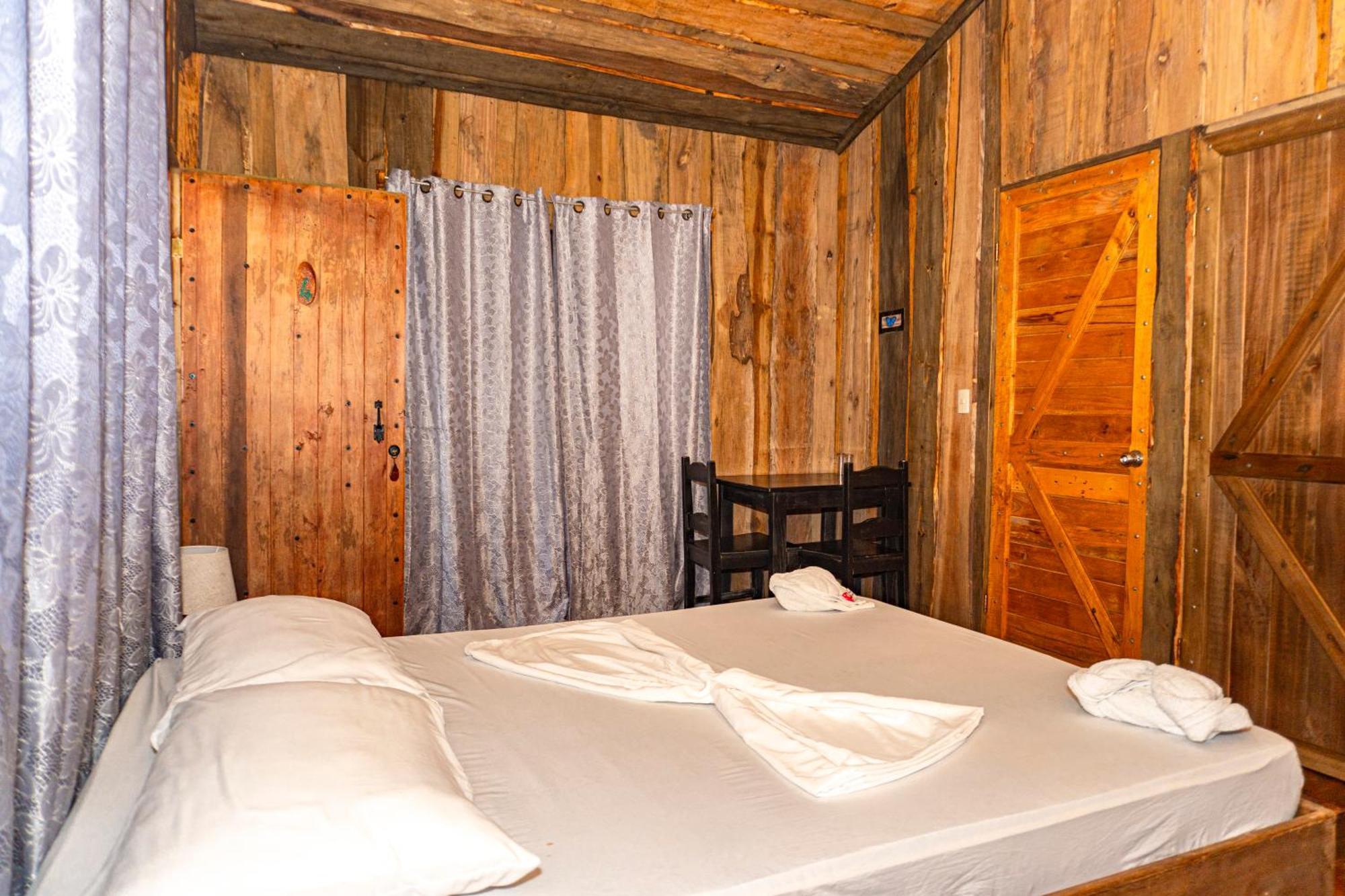 Citronela Lodge Corcovado Drakes Bay Eksteriør bilde